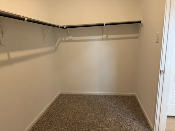 $2,650 | 407 Robin Court, Angleton, TX 77515