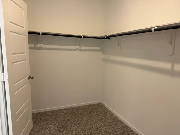 $2,650 | 407 Robin Court, Angleton, TX 77515