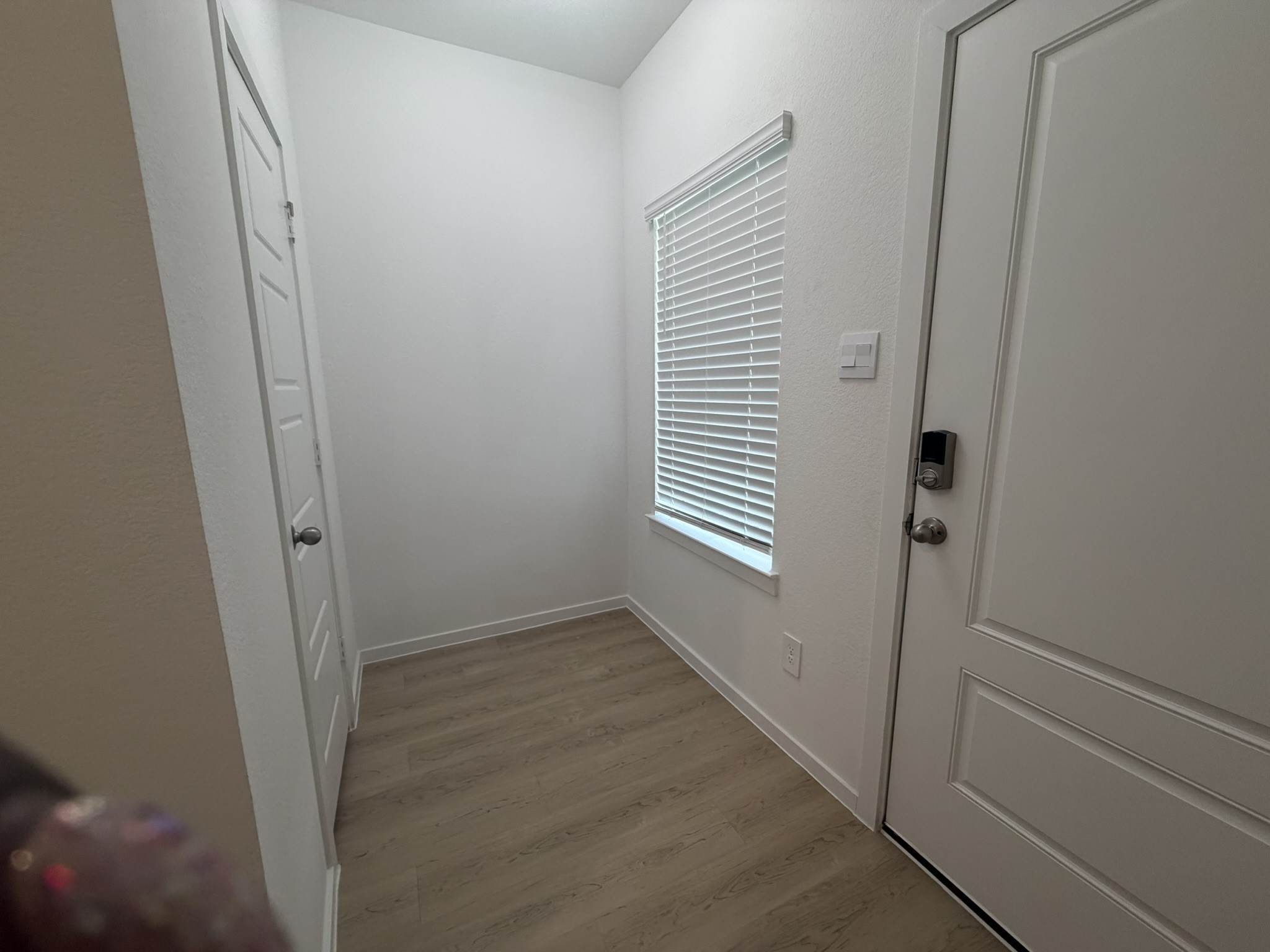 407 Robin Court Angleton, TX 77515 - Photo 3 of 43