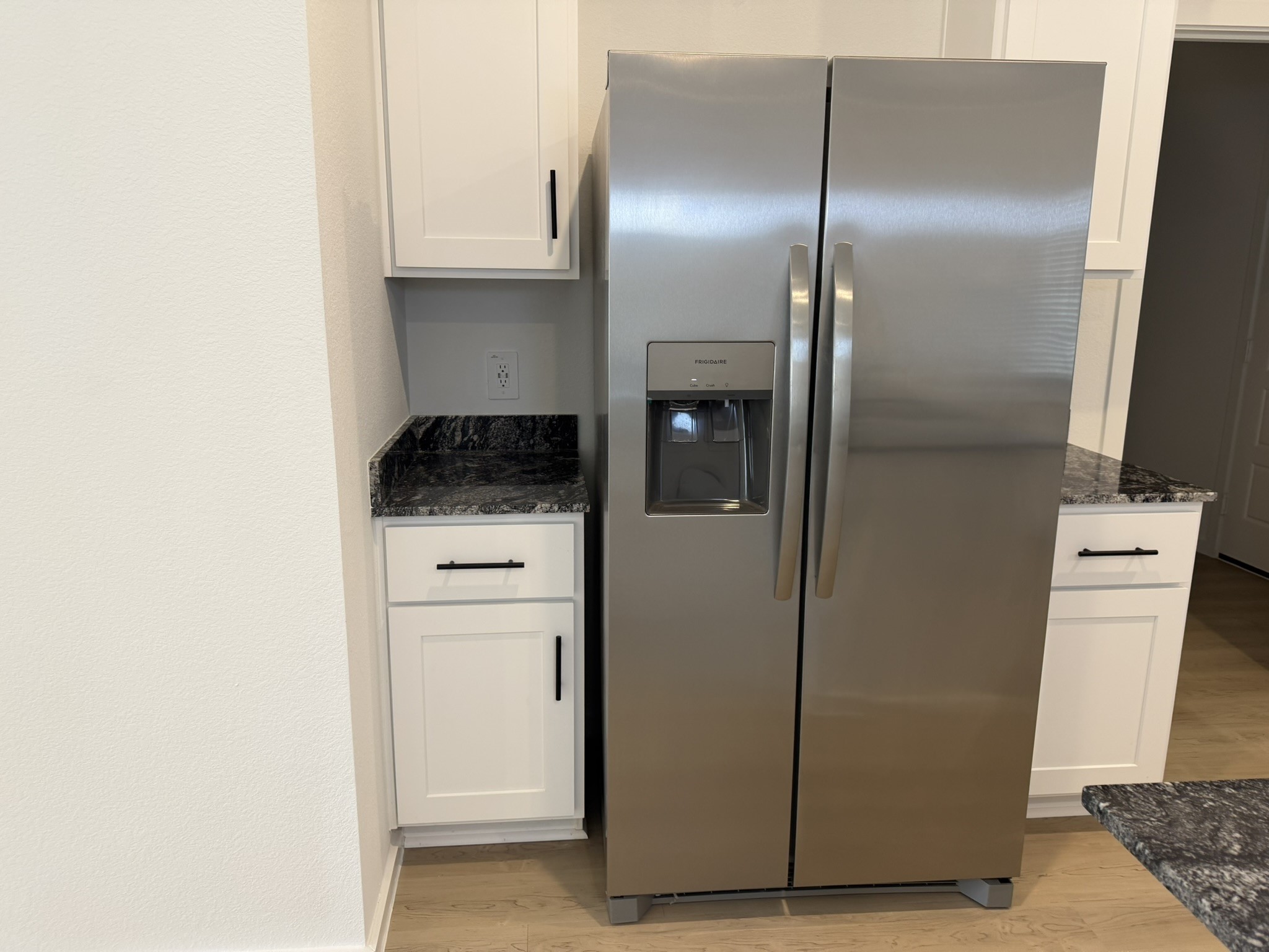 407 Robin Court Angleton, TX 77515 - Photo 33 of 43