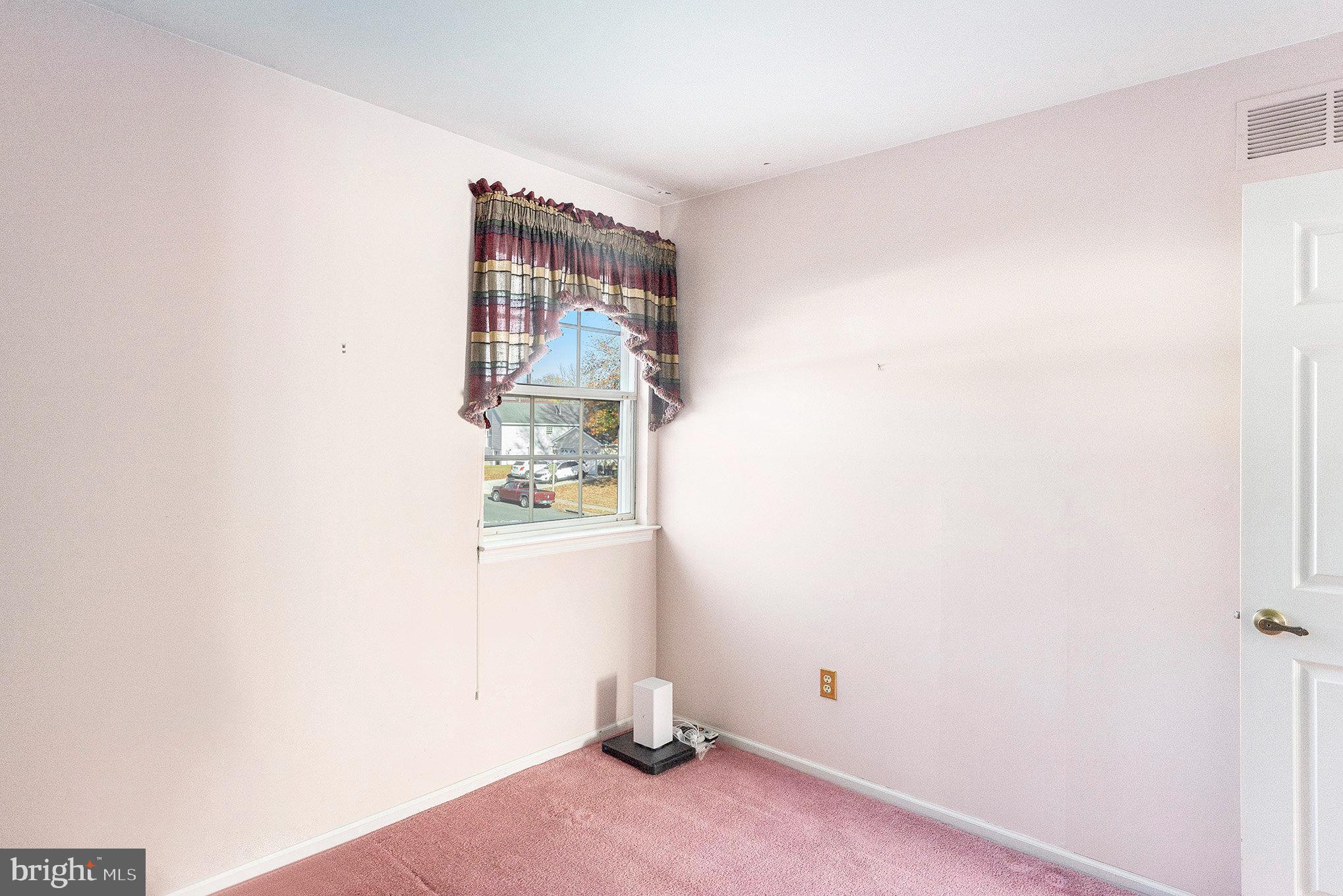 1212 Stevens Road Philadelphia, PA 19116 - Photo 23 of 35 Gallery Image 23