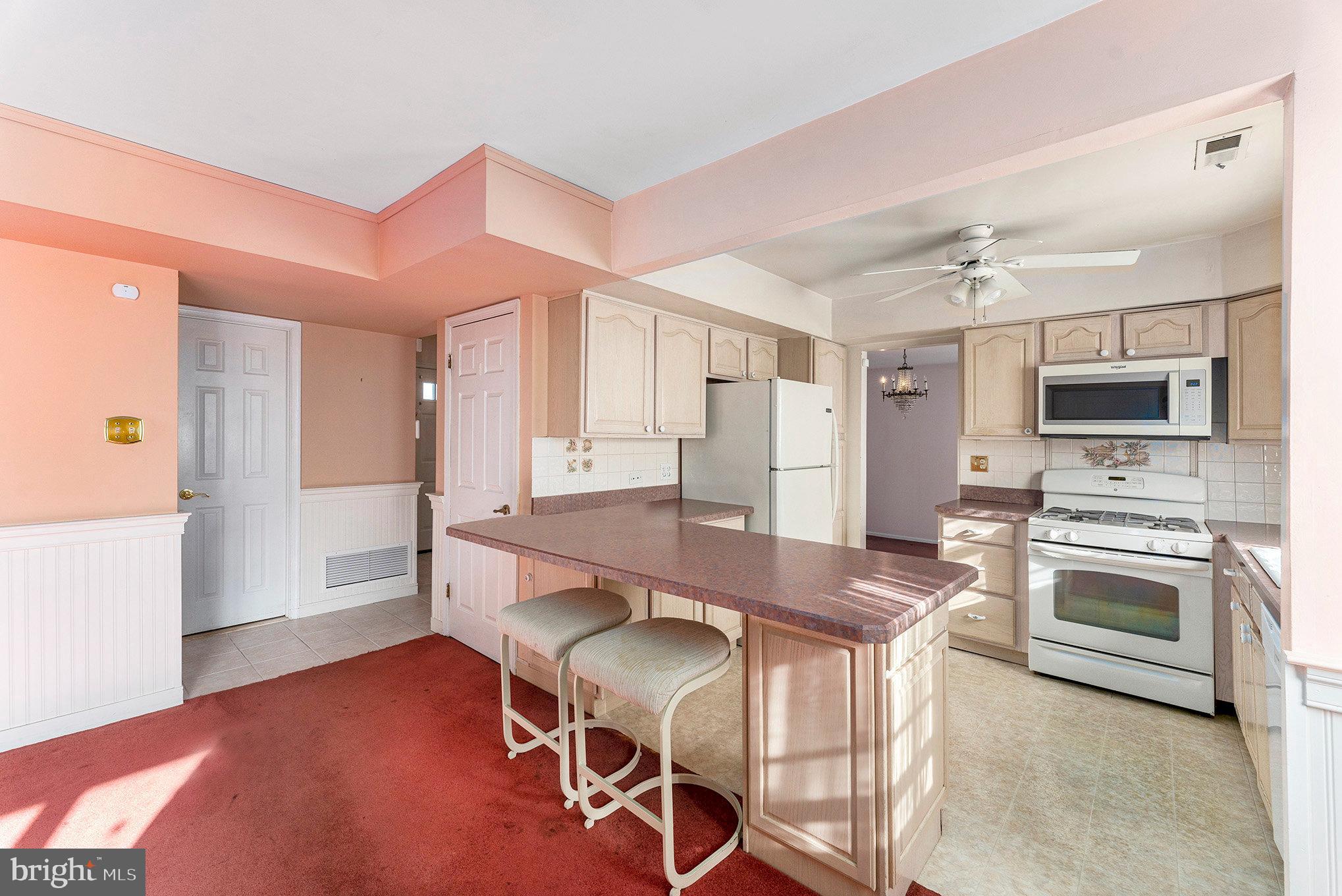 1212 Stevens Road Philadelphia, PA 19116 - Photo 9 of 35 Gallery Image 9