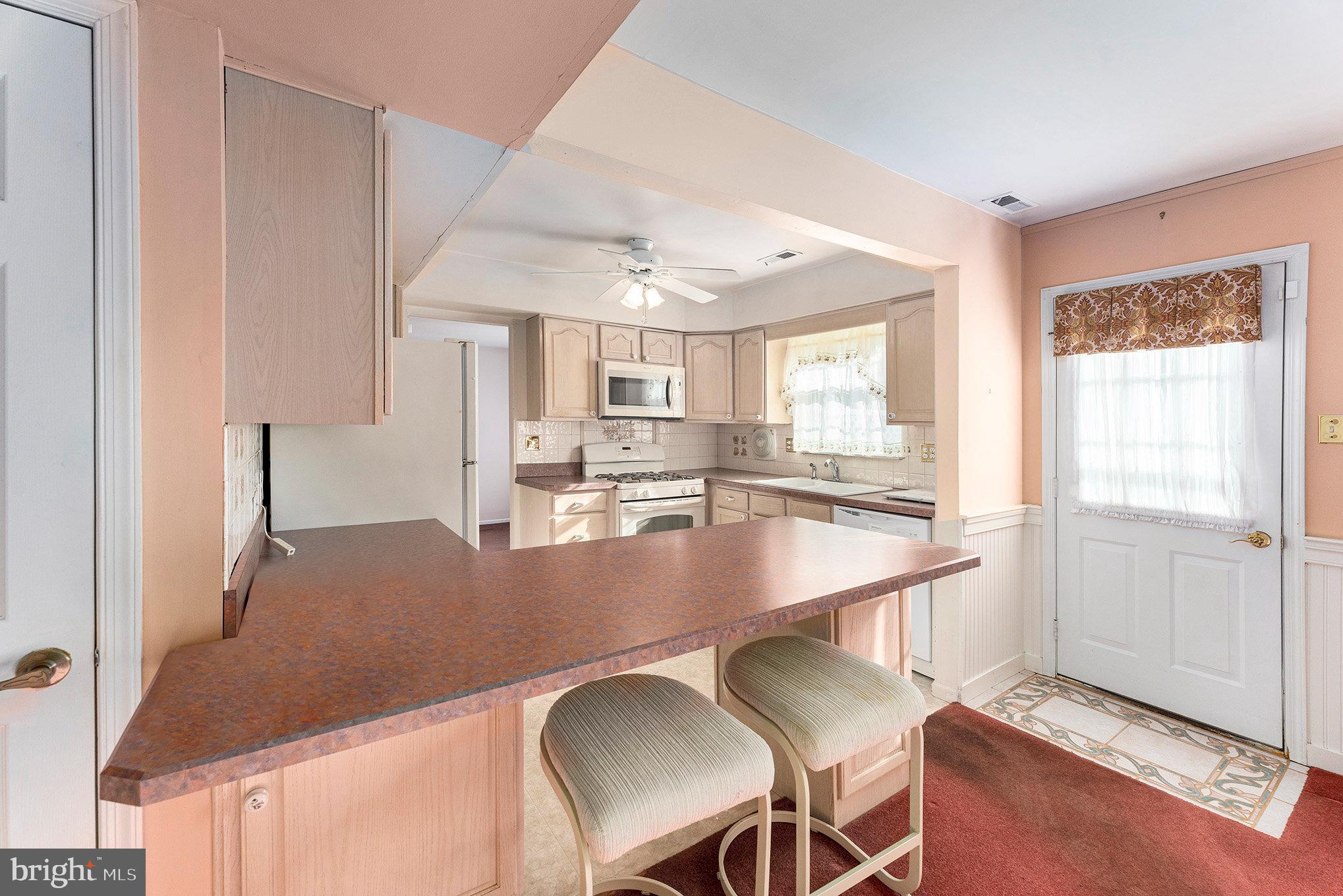 1212 Stevens Road Philadelphia, PA 19116 - Photo 10 of 35 Gallery Image 10