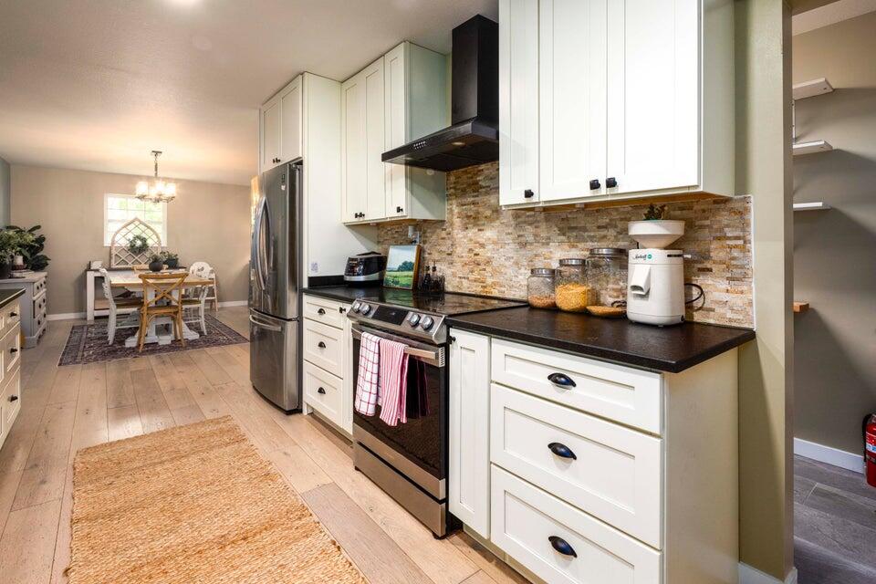 1455 Rigsby Gap Road Pikeville, TN 37367 - Photo 17 of 66 Kitchen