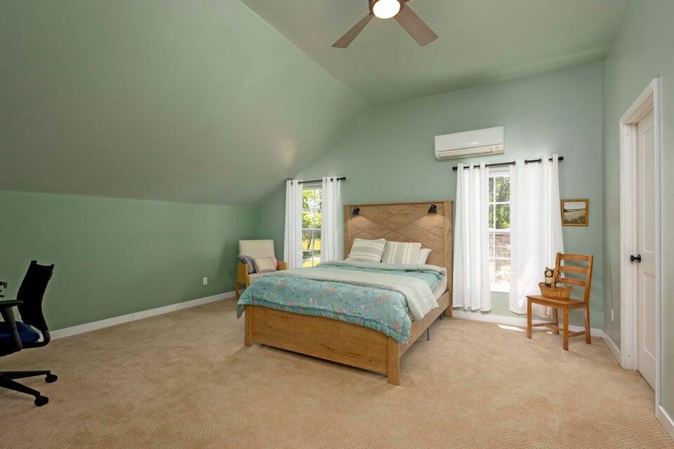 1455 Rigsby Gap Road Pikeville, TN 37367 - Photo 23 of 66 Primary Bedroom