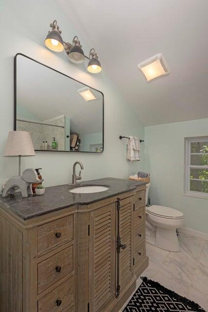 1455 Rigsby Gap Road Pikeville, TN 37367 - Photo 25 of 66 Primary Bath