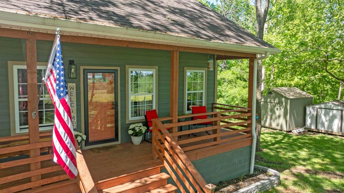 1455 Rigsby Gap Road Pikeville, TN 37367 - Photo 39 of 66 Front Porch