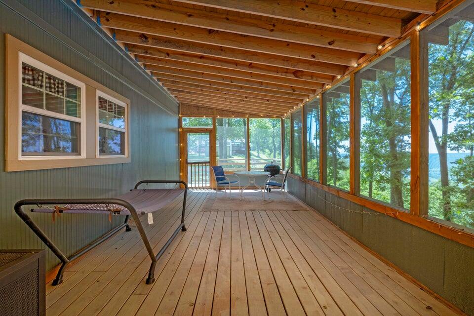 1455 Rigsby Gap Road Pikeville, TN 37367 - Photo 6 of 66 Screened Porch