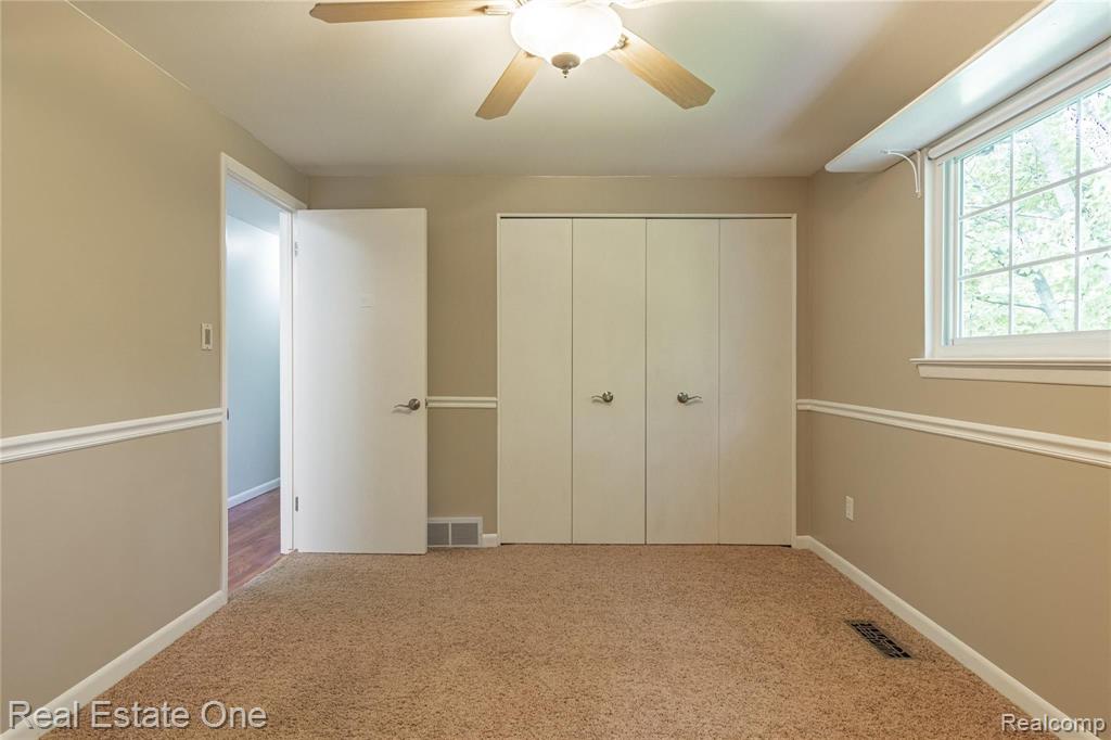 32601 West 13 Mile Road Farmington Hills, MI 48334 - Photo 34 of 53