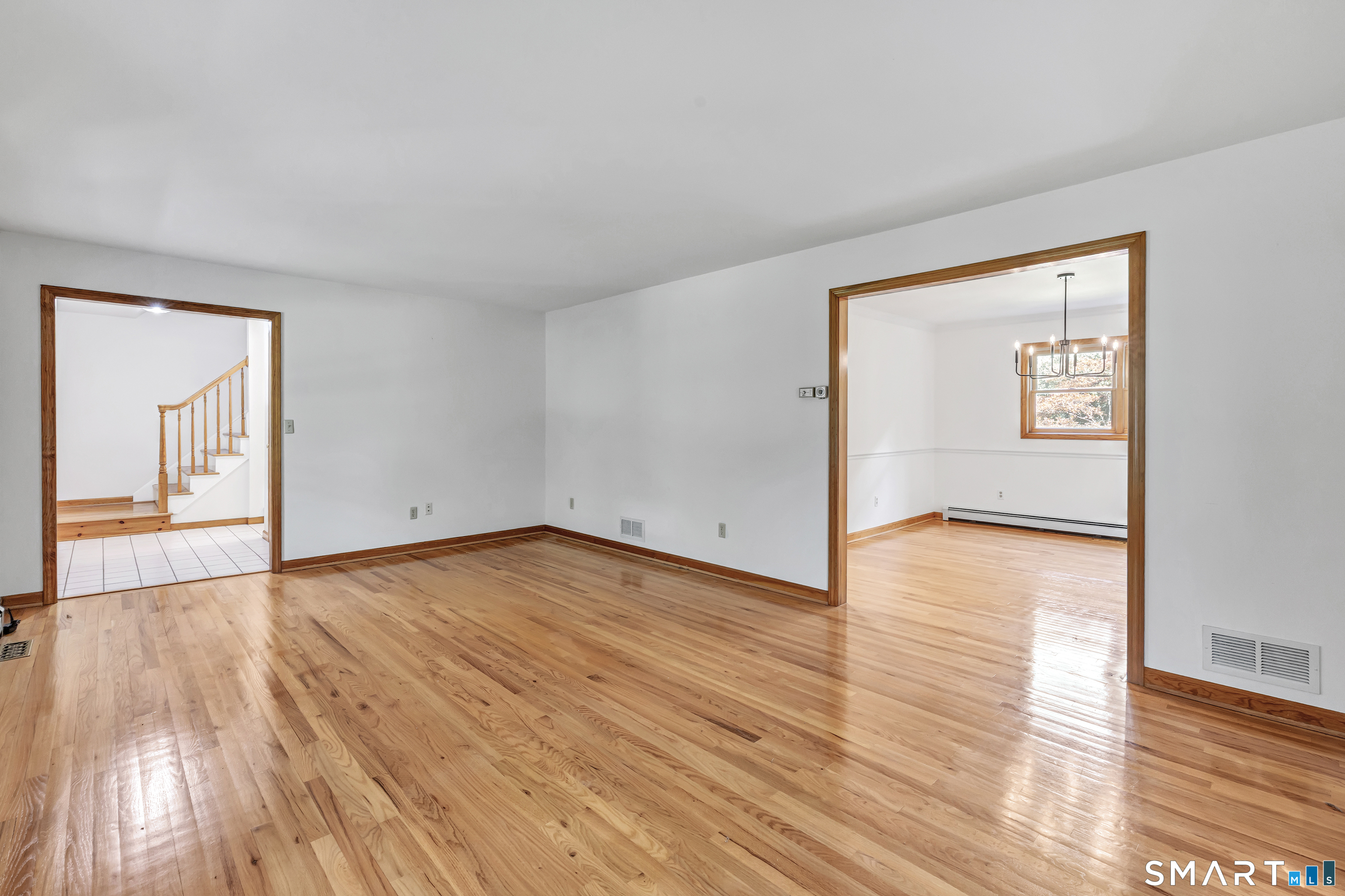 379 Waverly Road Shelton, CT 06484 - Photo 9 of 39 Gallery Image 9