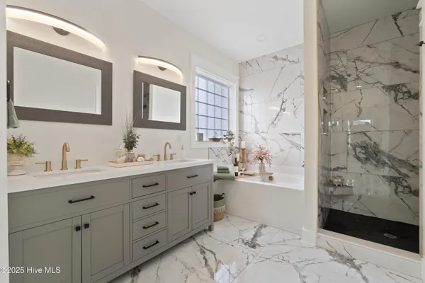 $549,900 | 3111 Staysail Drive, Elizabeth City, NC 27909