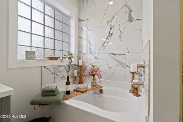 $549,900 | 3111 Staysail Drive, Elizabeth City, NC 27909