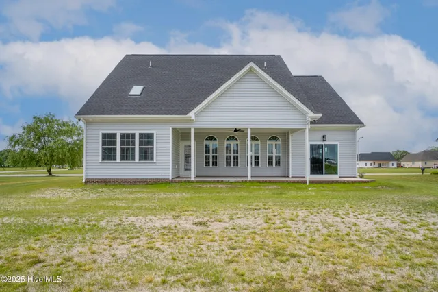 $605,900 | 3111 Staysail Drive, Elizabeth City, NC 27909