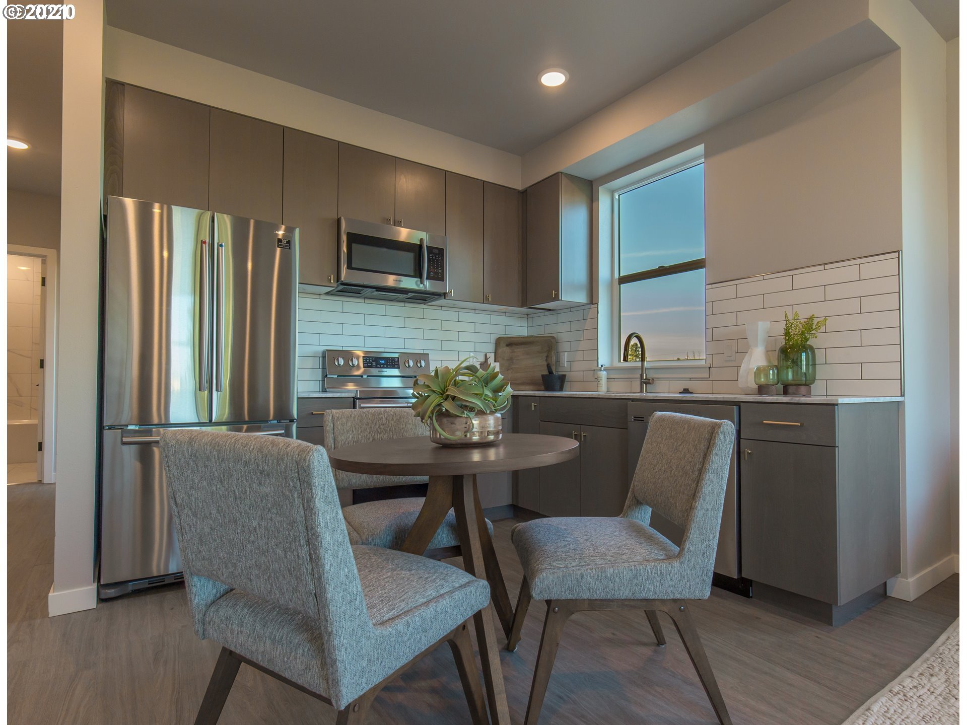 1801 North Rosa Parks Way, Unit 301 Portland, OR 97217 - Photo 10 of 11 Gallery Image 10