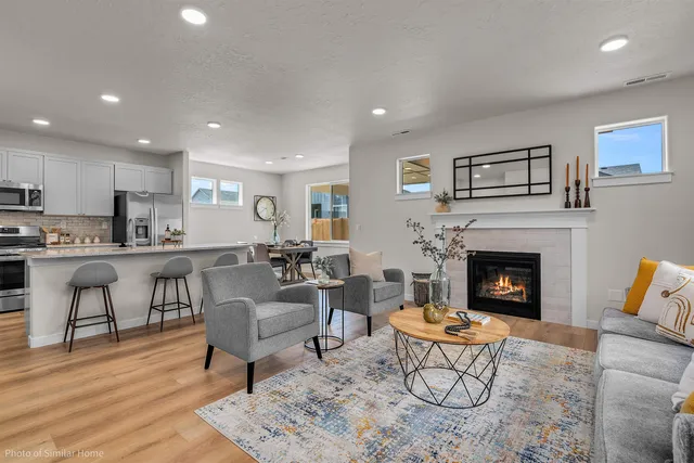 $474,990 | 316 North Viewmont Road, Unit 10/1 MIDDLETON, Greenacres, WA 99016