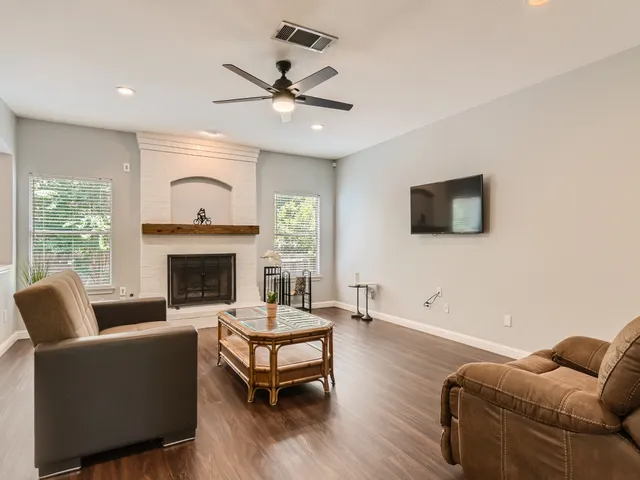 $4,100 | 5904 Kabaye Cove, Austin, TX 78749