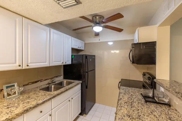 $3,400 | 2565 South Ocean Boulevard, Unit 1100, Palm Beach, FL 33480