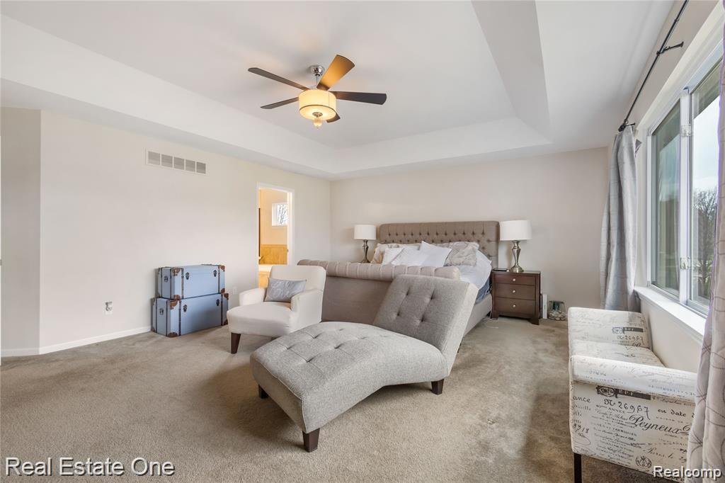 3763 Hogan Circle Rochester Hills, MI 48307 - Photo 25 of 38