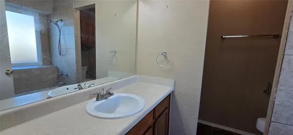 $1,795 | 923 Westover Drive, Lancaster, TX 75134