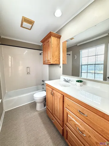 $195,000 | 10053 Jefferson Highway, Baton Rouge, LA 70809