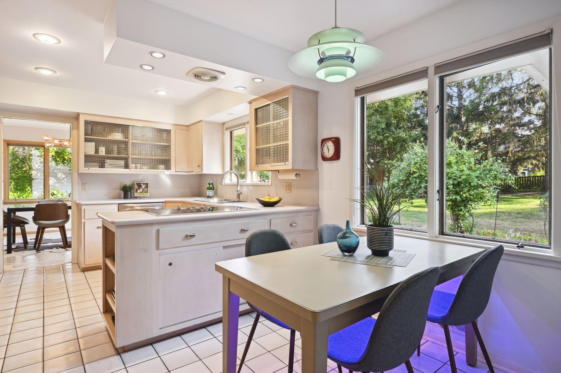 4401 Avondale Road Golden Valley, MN 55416 - Photo 14 of 48