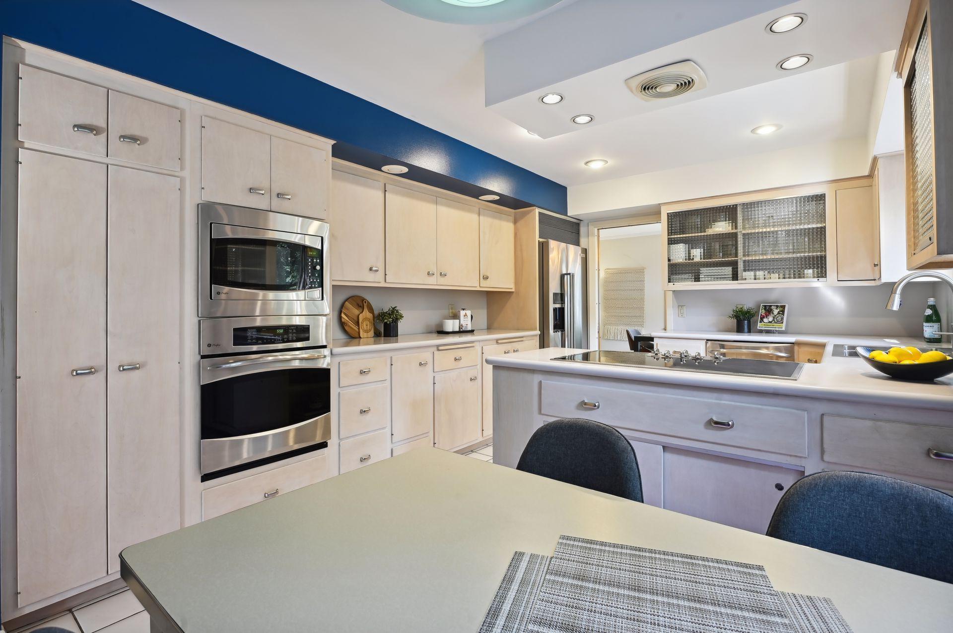 4401 Avondale Road Golden Valley, MN 55416 - Photo 15 of 48