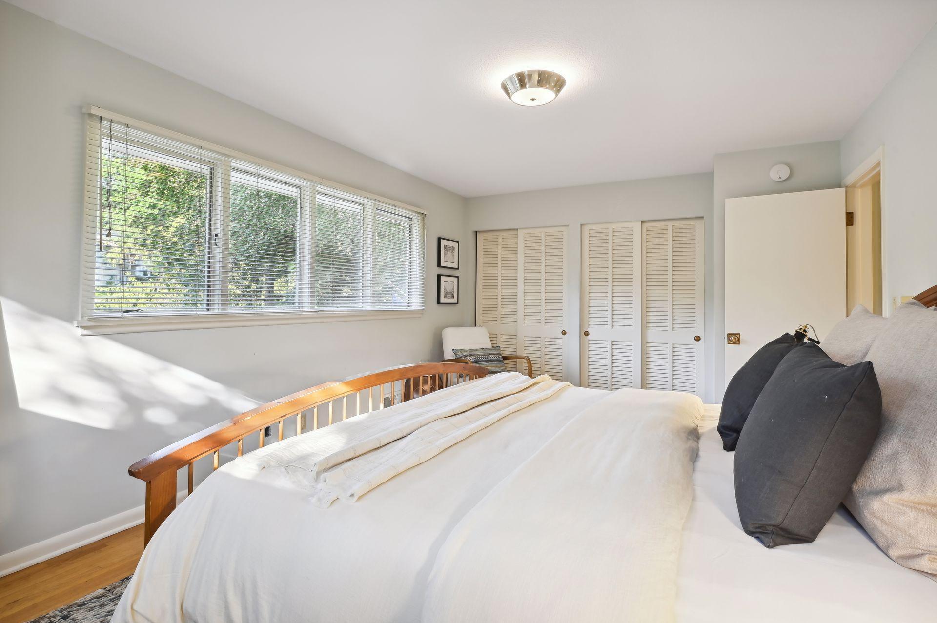 4401 Avondale Road Golden Valley, MN 55416 - Photo 17 of 48