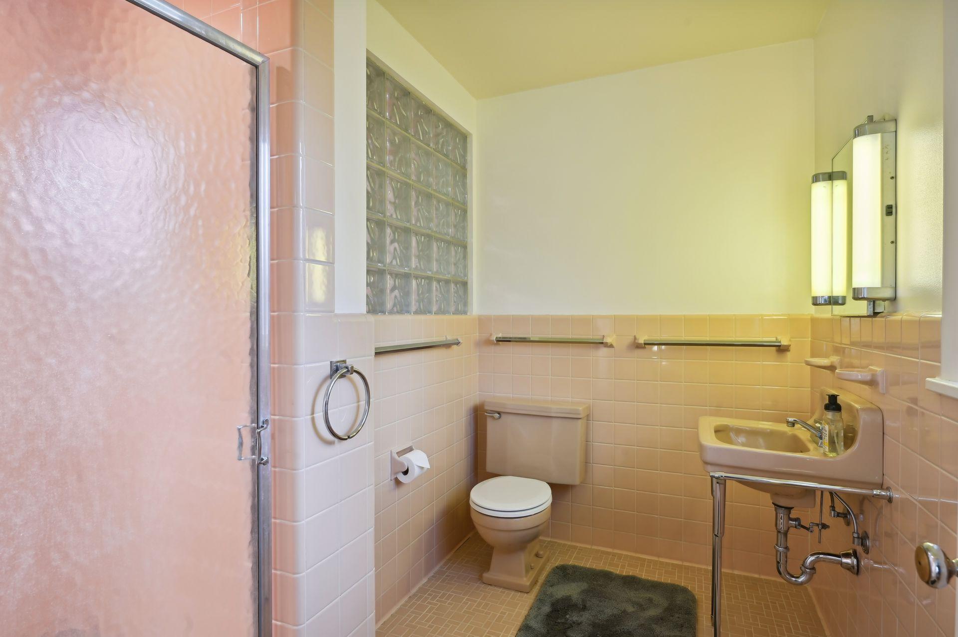 4401 Avondale Road Golden Valley, MN 55416 - Photo 18 of 48