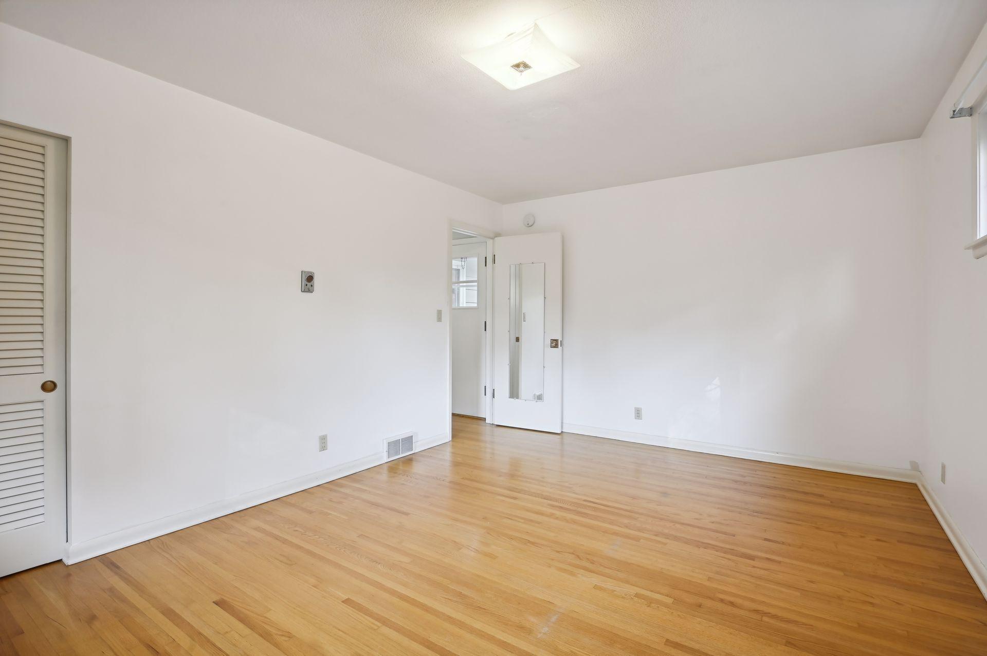 4401 Avondale Road Golden Valley, MN 55416 - Photo 22 of 48