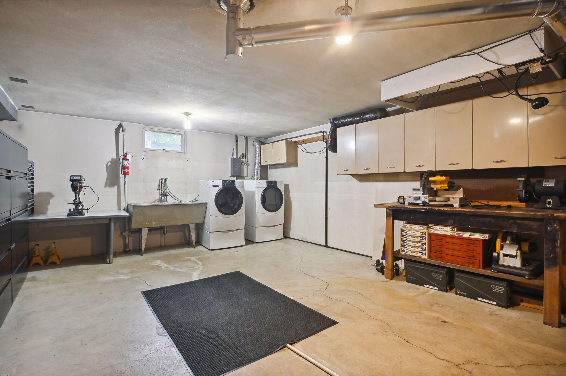 4401 Avondale Road Golden Valley, MN 55416 - Photo 31 of 48