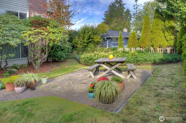 $398,500 | 620 Avenue B, Unit 9, Snohomish, WA 98290