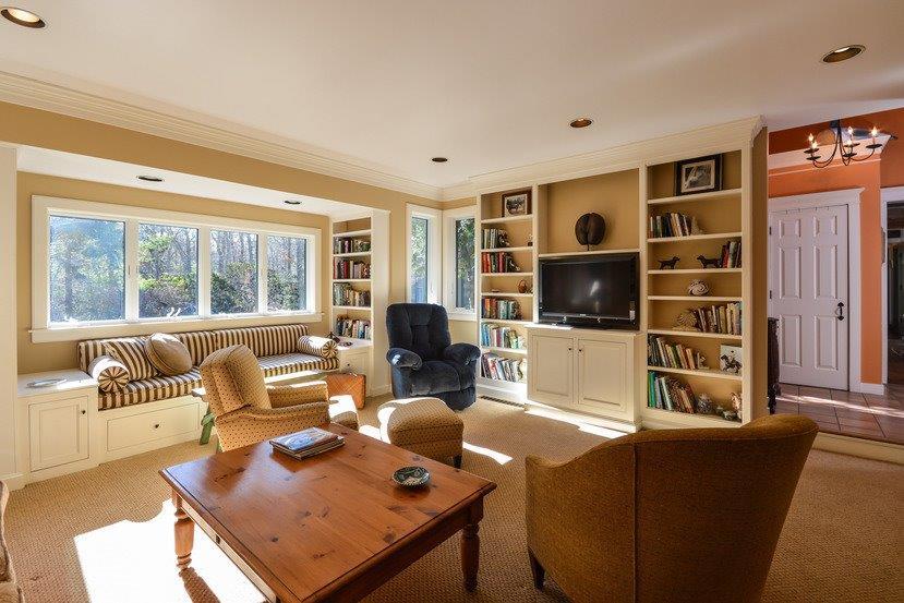 40 Crawford Road Cotuit, MA 02635 - Photo 6 of 30 008-Family_Room-3884359-small