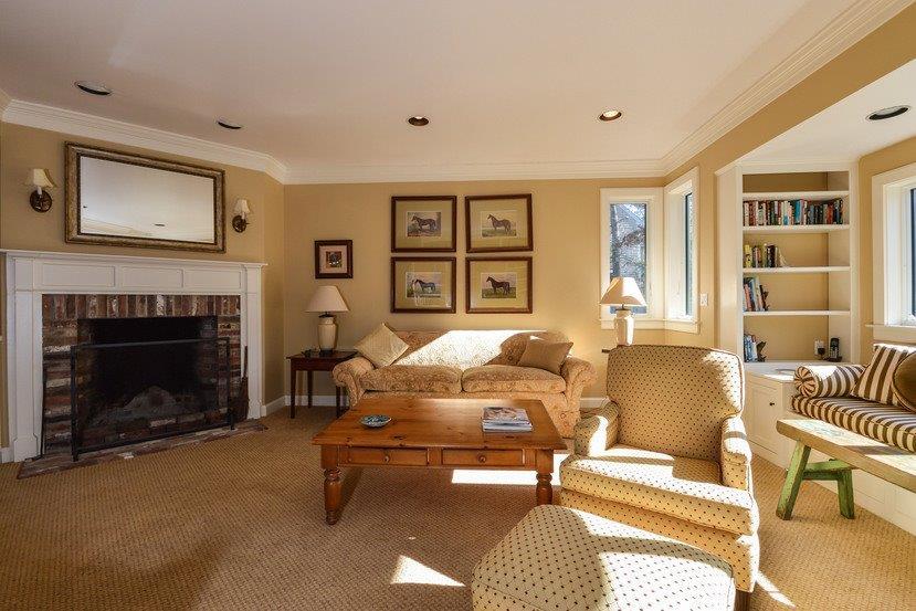 40 Crawford Road Cotuit, MA 02635 - Photo 7 of 30 010-Family_Room-3884360-small