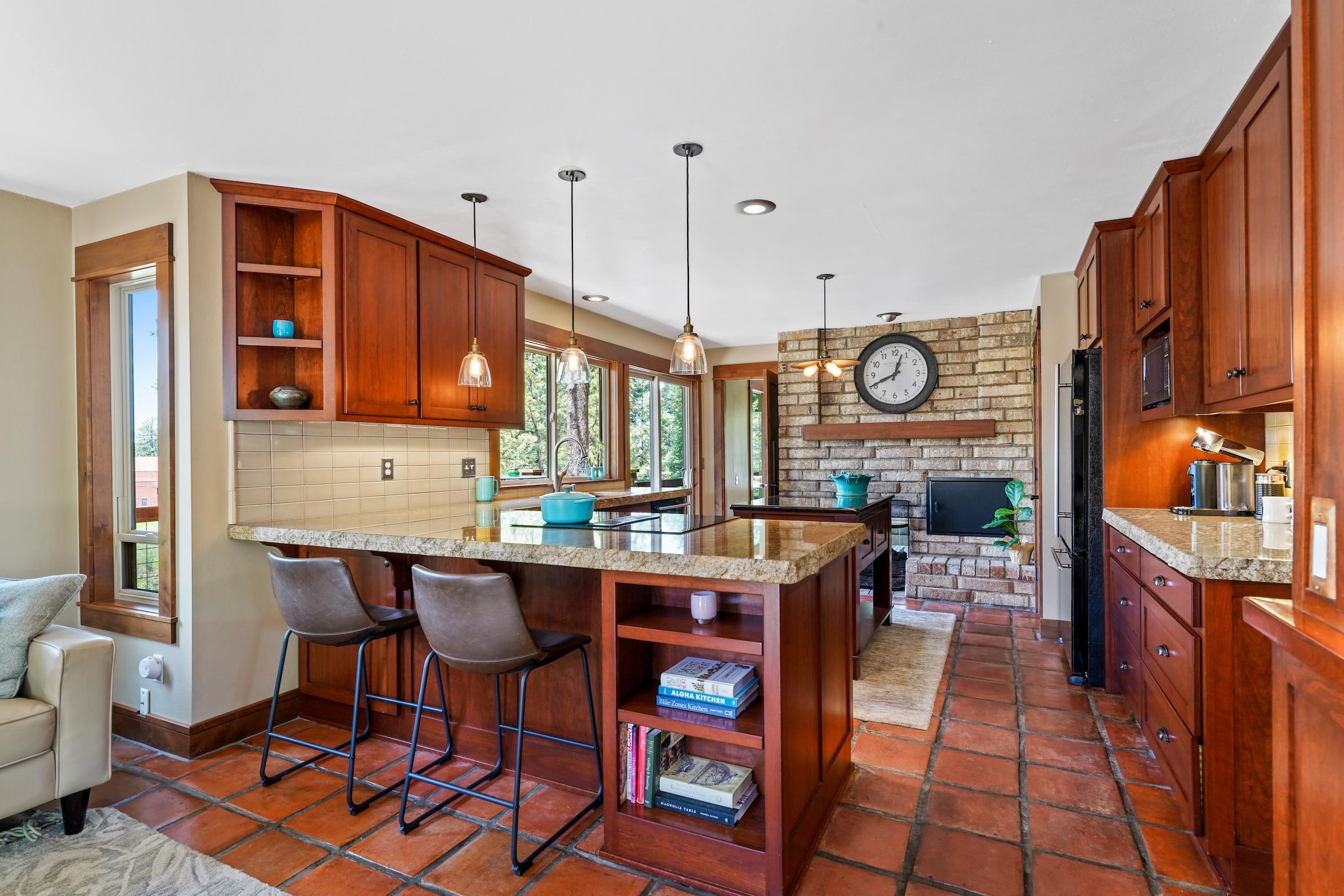 1124 East Plateau Road Spokane, WA 99203 - Photo 11 of 37 Gallery Image 11