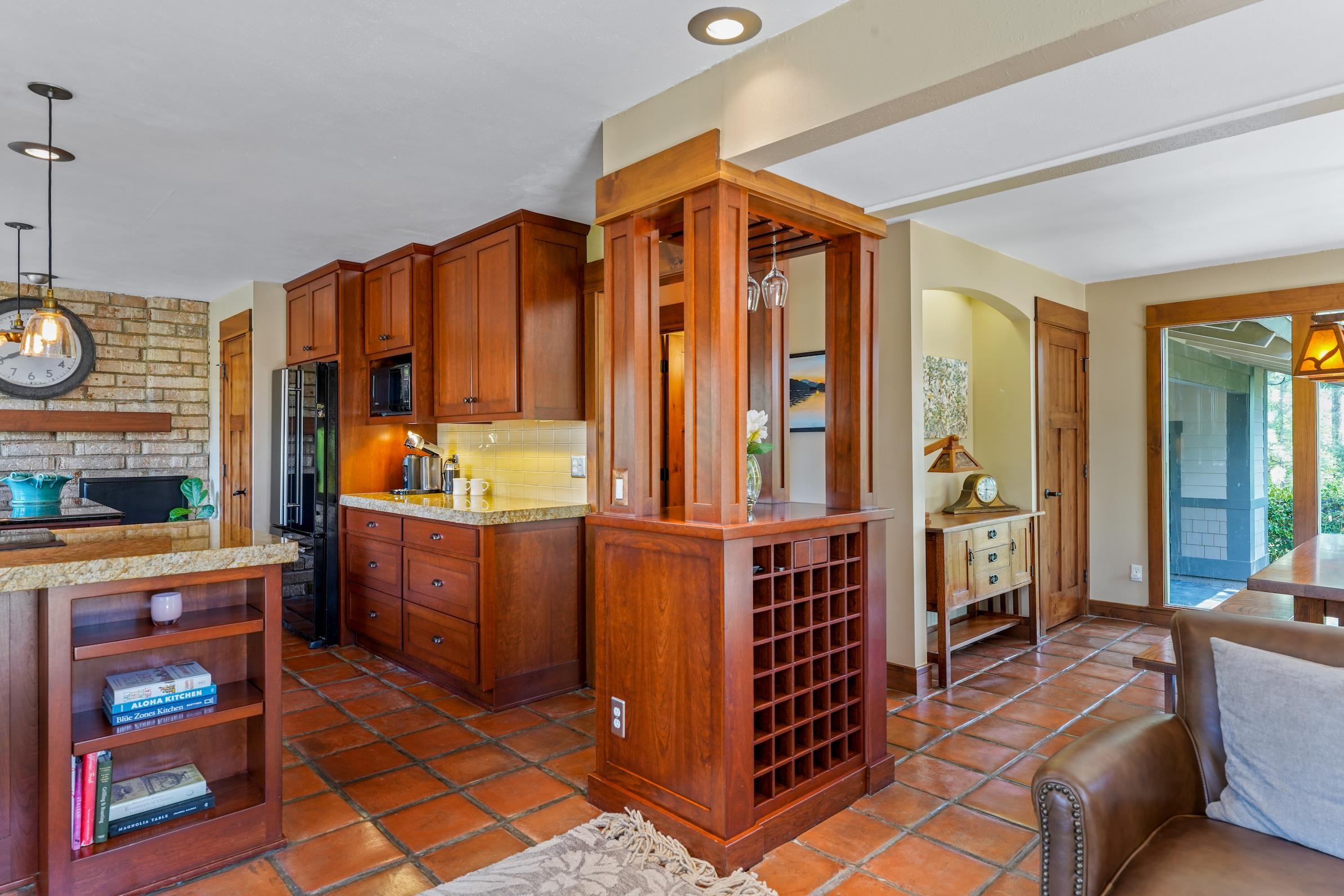 1124 East Plateau Road Spokane, WA 99203 - Photo 12 of 37 Gallery Image 12