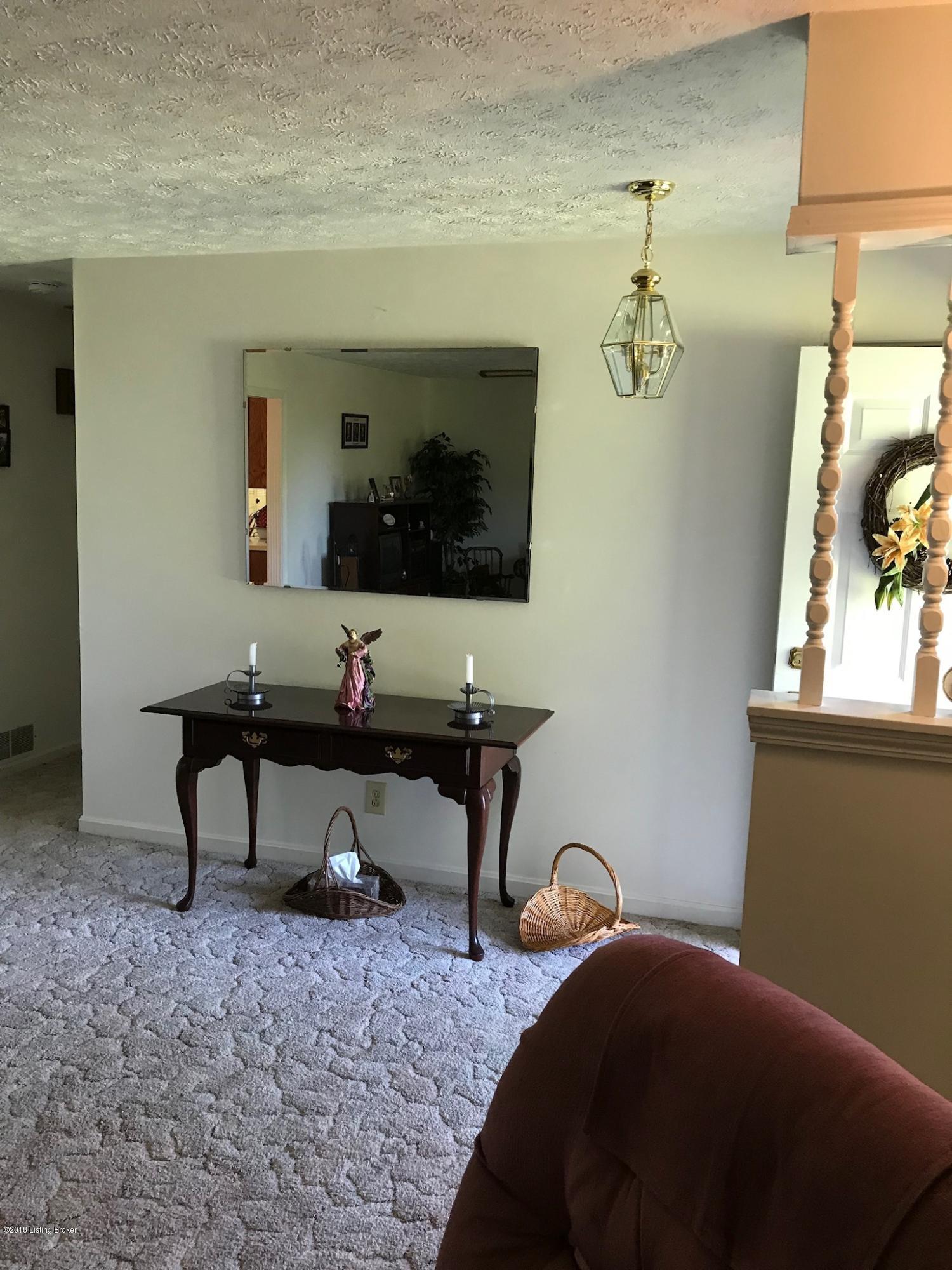 505 Bunger Road Ekron, KY 40117 - Photo 47 of 69 Entry area.