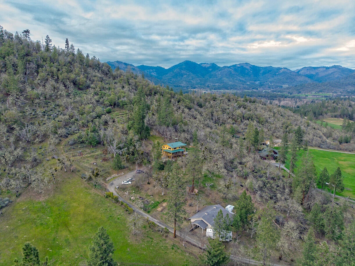 800 Messinger Road Williams, OR 97544 - Photo 50 of 51 50