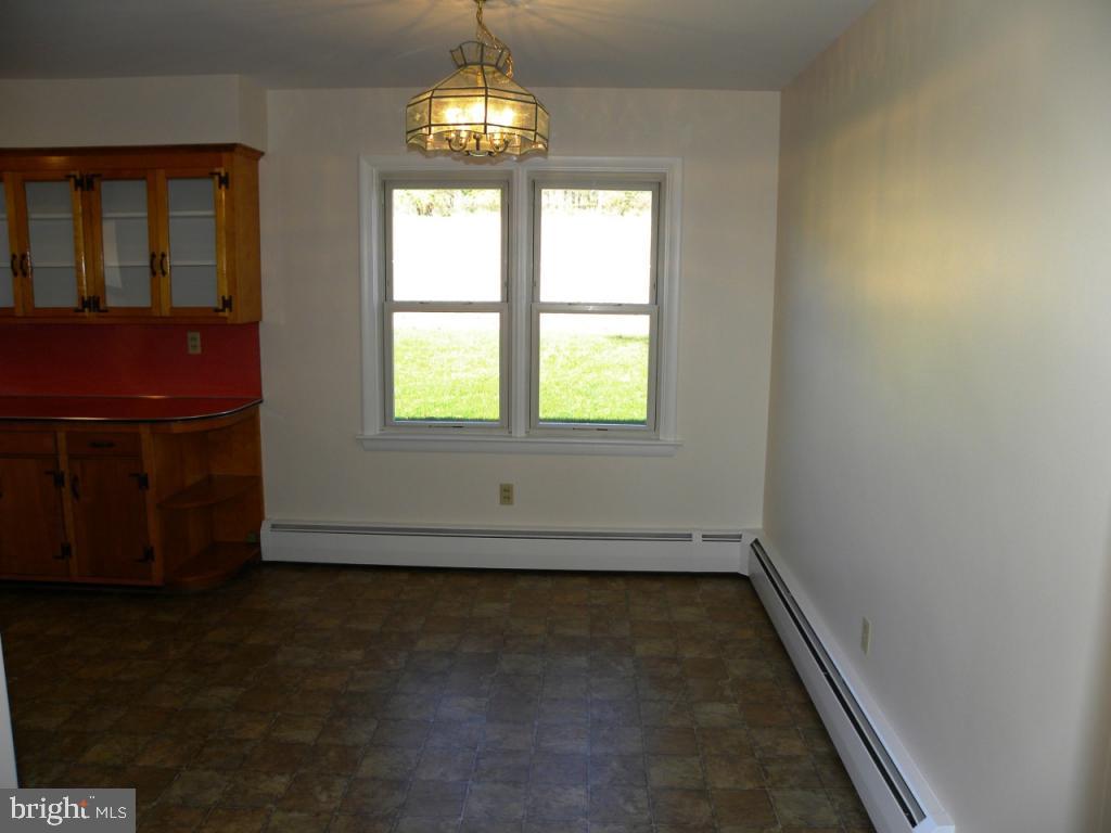 1524 Mountain Road Manheim, PA 17545 - Photo 9 of 17 en empty room with windows
