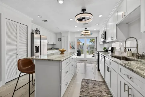 $489,000 | 555 Boca Ciega Point Boulevard South, Unit 555, St. Petersburg, FL 33708