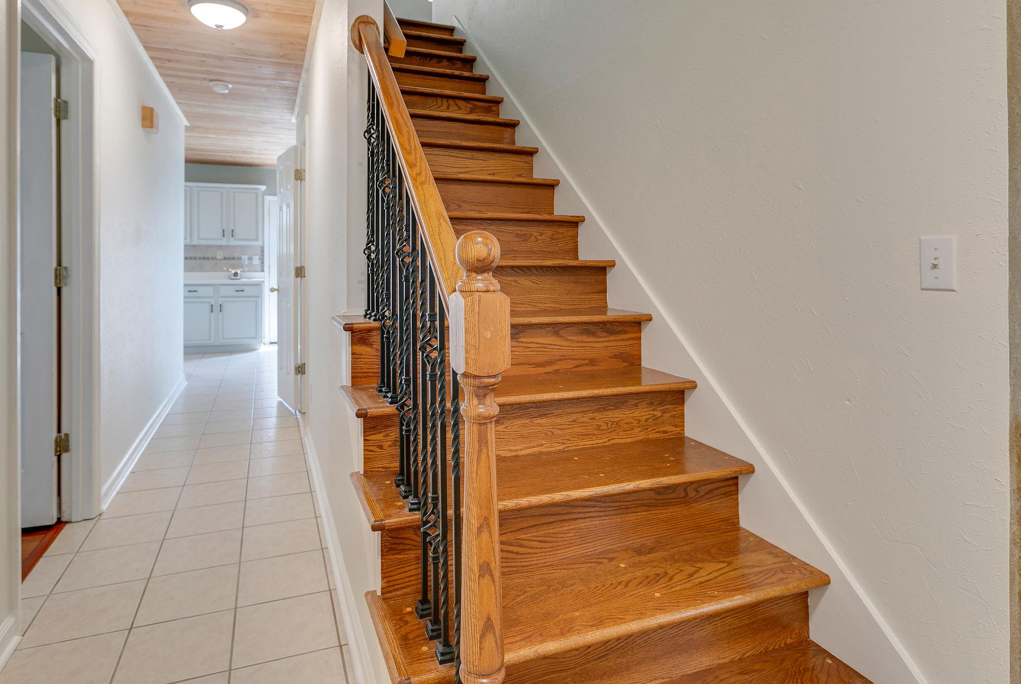 2119 Spring Hill Circle Spring Hill, TN 37174 - Photo 8 of 28 a view of entryway and gallery with wooden floor