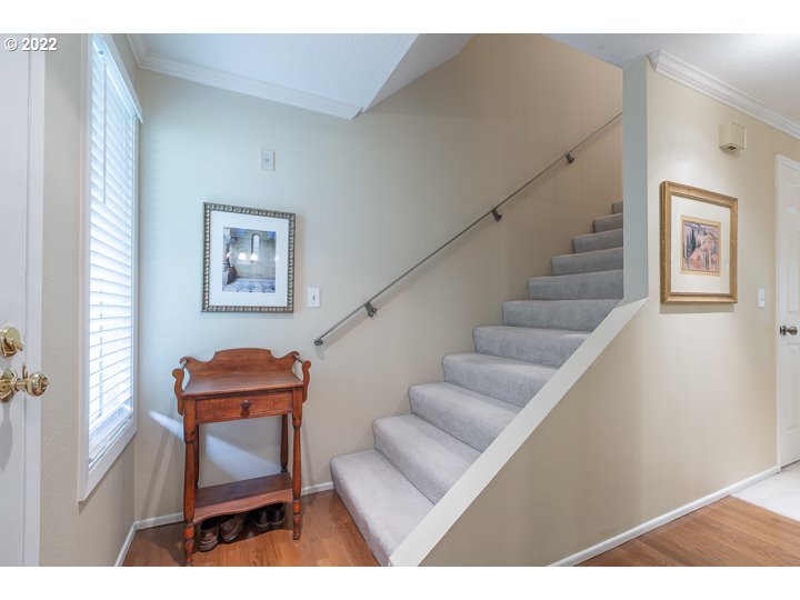 4880 Southwest Scholls Ferry Road, Unit 15 Portland, OR 97225 - Photo 11 of 21 Gallery Image 11