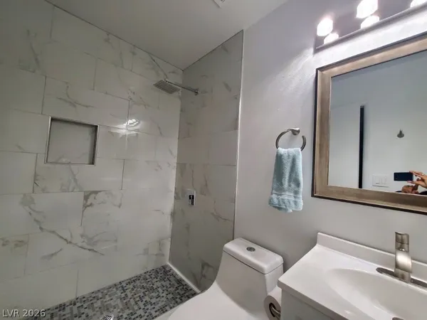 $1,275 | 2305 North Jones Boulevard, Unit 2, Las Vegas, NV 89108