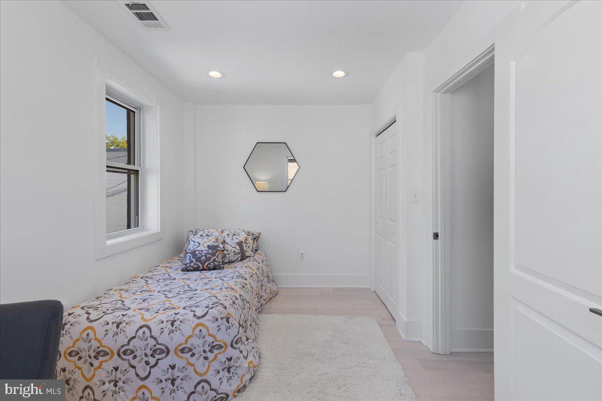 1742 L Street Northeast Washington, DC 20002 - Photo 21 of 26