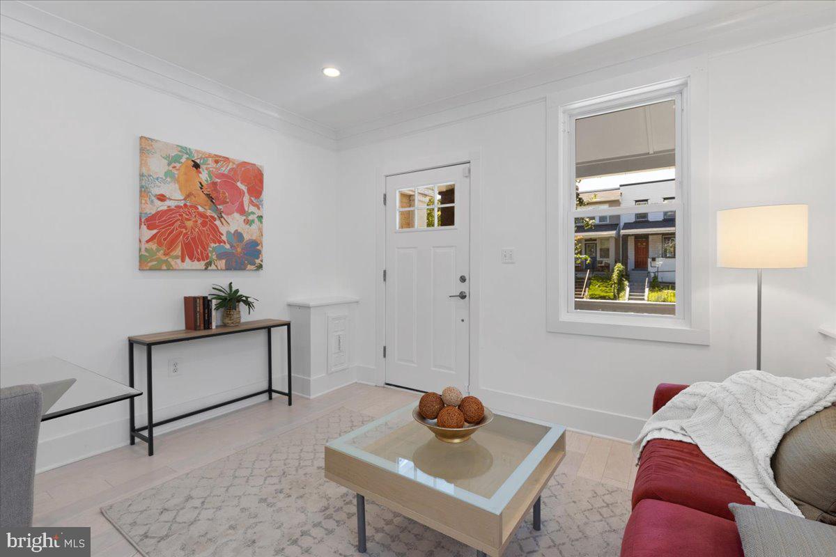1742 L Street Northeast Washington, DC 20002 - Photo 4 of 26