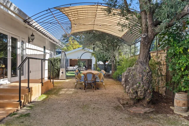 $3,750,000 | 620 Brown Street, Healdsburg, CA 95448