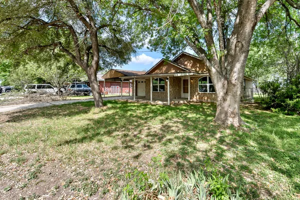 $219,900 | 1311 Monte Vista Drive, Lockhart, TX 78644
