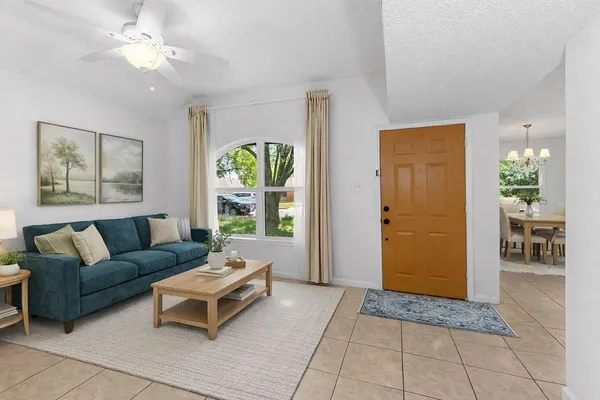 $219,900 | 1311 Monte Vista Drive, Lockhart, TX 78644