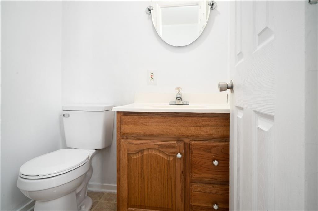 5222 Baptist Road Pittsburgh, PA 15236 - Photo 7 of 25 Gallery Image 7