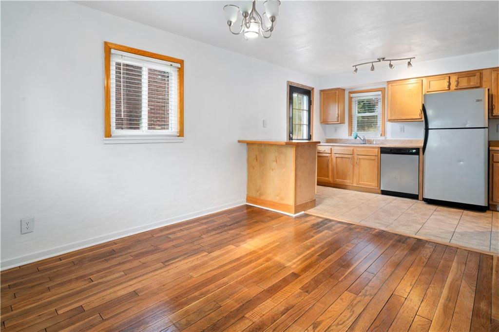 5222 Baptist Road Pittsburgh, PA 15236 - Photo 8 of 25 Gallery Image 8