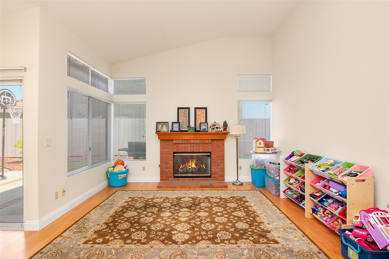 11895 River Rim Road San Diego, CA 92126 - Photo 11 of 25 Gallery Image 11